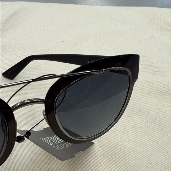 Dior Black and Silver Sunglasses - Picture 9 of 10
